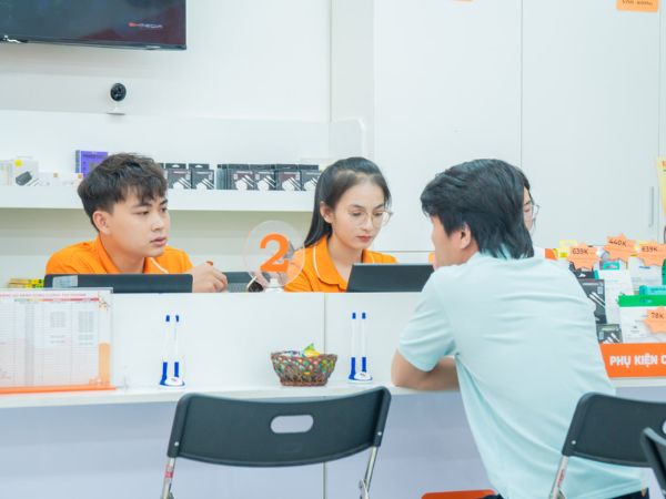 Quy trình thay pin iPhone 12 Mini giá rẻ, lấy liền tại FASTCARE