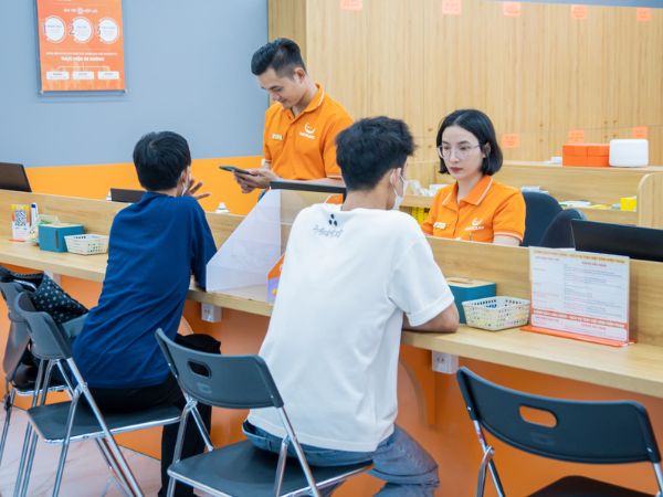 Quy trình thay pin iPhone 14 chuyên nghiệp lấy liền tại FASTCARE Quy trình thay pin iPhone 14 chuyên nghiệp lấy liền tại FASTCARE