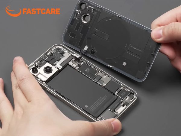 iPhone 15 Plus có mấy loại pin chính hãng