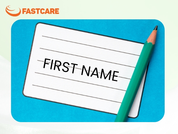 First Name là gì