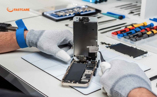 sua-dien-thoai-iphone-tai-fastcare.jpg