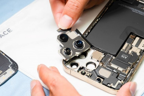 thay-camera-dien-thoai-fastcare-2.jpg