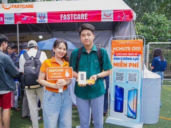 school-tour-fastcare-2.jpg