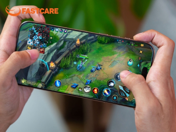 iPhone 12 cũ chơi game tốt không