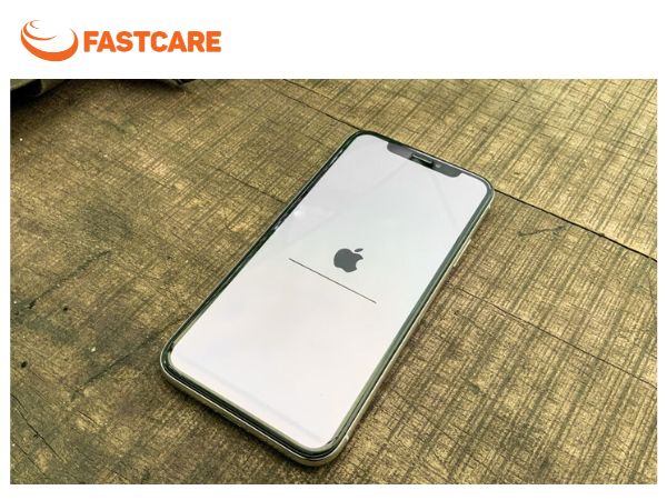 iPhone bị treo táo