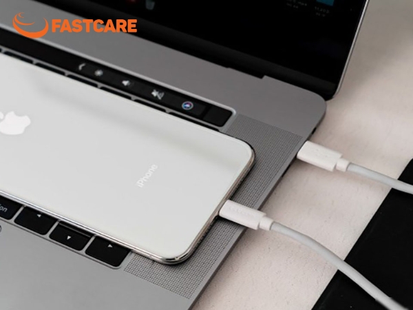 iPhone tự tắt nguồn