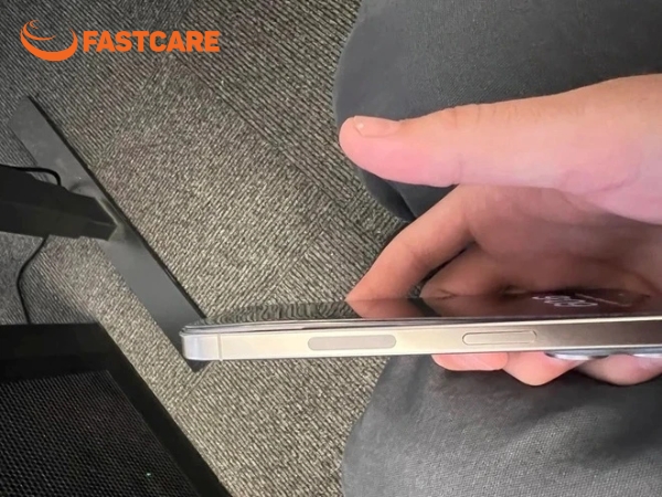 pin iPhone bị phồng