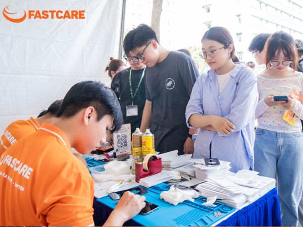 schooltour-fastcare-dai-hoc-ton-duc-thang-1321.jpg