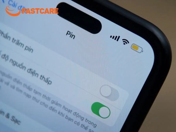 iPhone tự giảm độ sáng khi chơi game