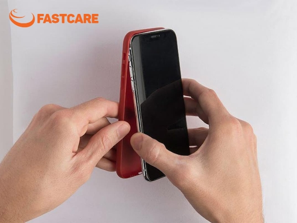 iPhone dùng 1 năm pin còn 90