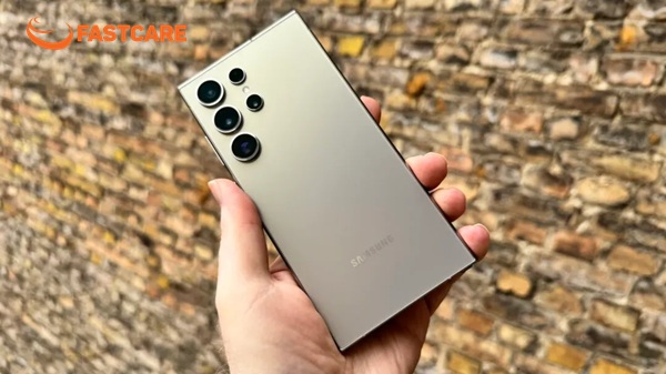 Nguyên nhân vỏ Samsung S25 Ultra bị hỏng