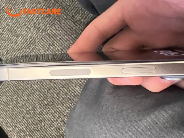 pin iphone 85 có nên thay