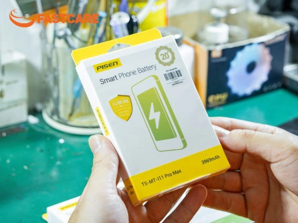 fastcare-thay-pin-iphone-12-chinh-hang-apple-3.webp