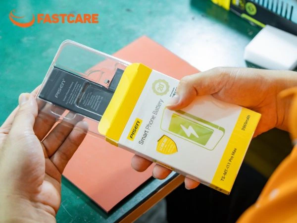 fastcare-thay-pin-iphone-13-pro-max-chinh-hang.webp