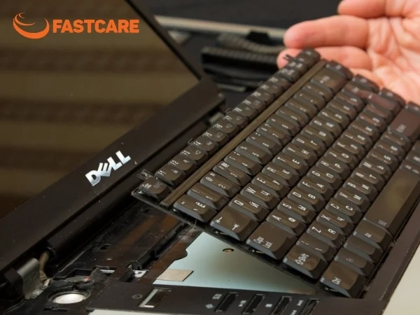 Cách tháo bàn phím laptop