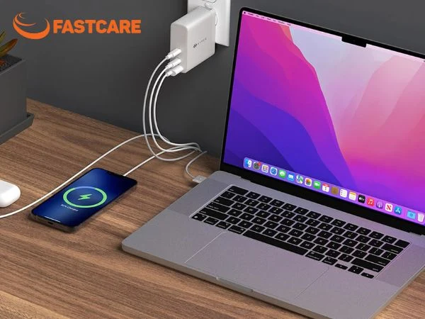 Dùng sạc Macbook cho iPhone được không?