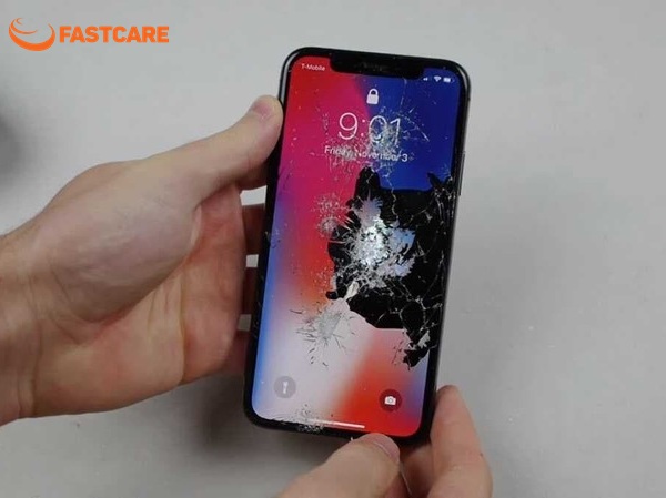 Màn hình iPhone XR bị chảy mực