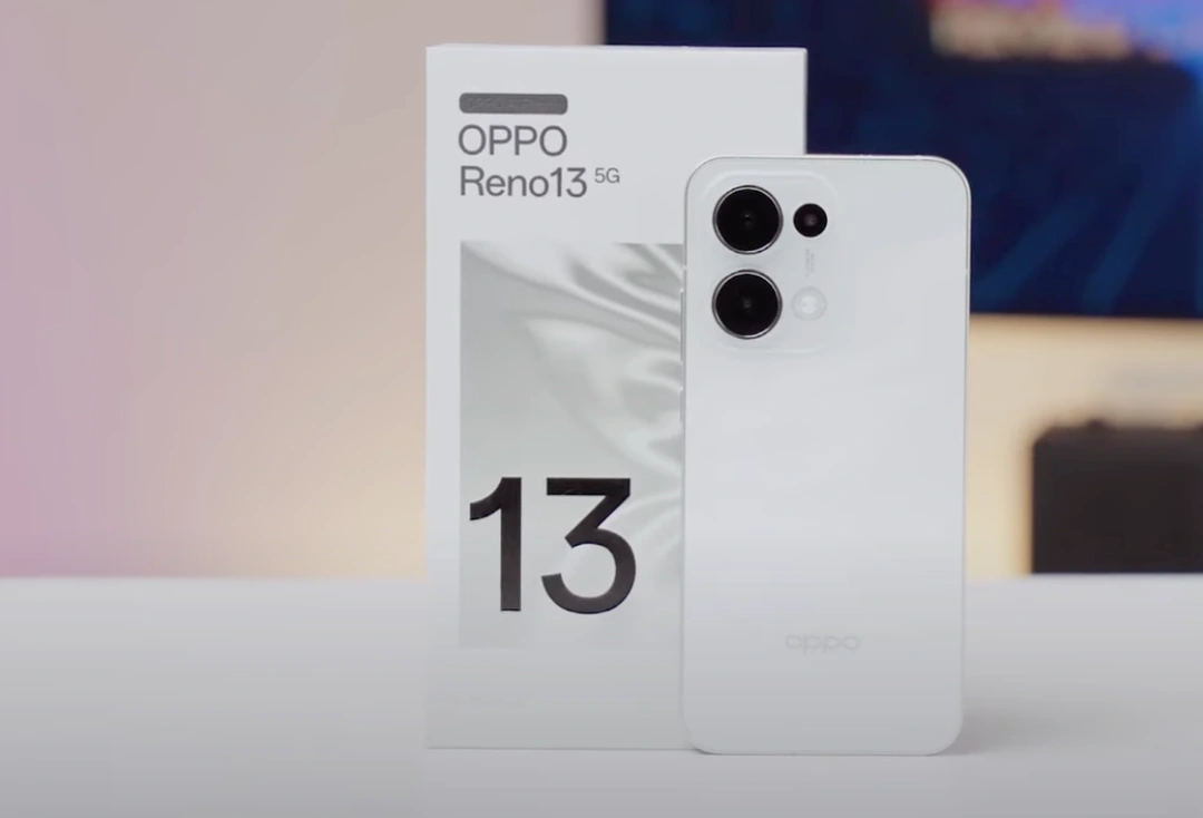 oppo-reno-13-fastcare.webp