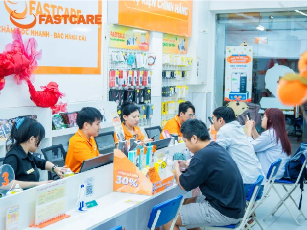 Cửa hàng thay màn hình iPhone 17 FASTCARE