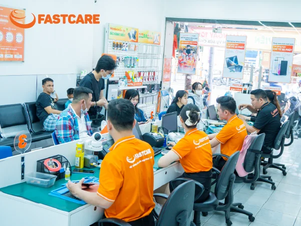 Cửa hàng thay màn hình iPhone X loại UTECK Pro FASTCARE