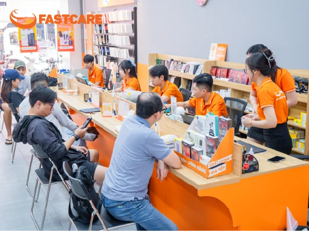 Cửa hàng thay màn hình iPhone XR UTECK FASTCARE