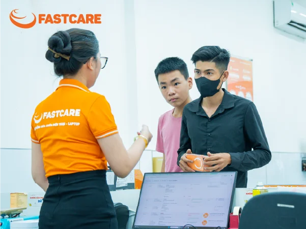 Cửa hàng thay màn hình iPhone Xs FASTCARE