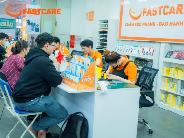 Cửa hàng thay vỏ iPhone 13 5G loại XFIX FASTCARE
