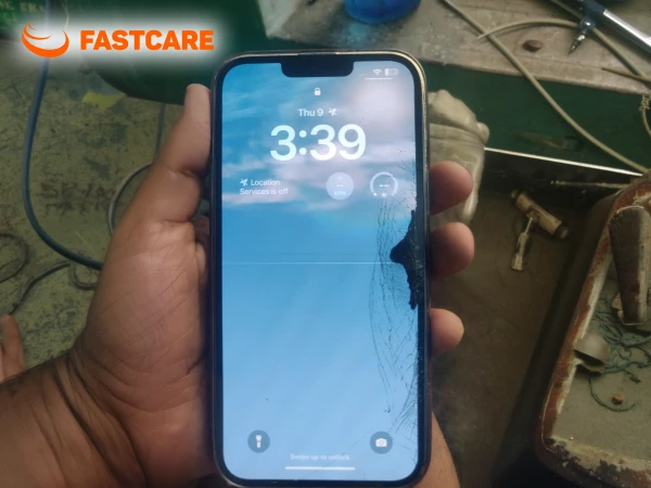 Dấu hiệu cần thay màn hình iPhone 14