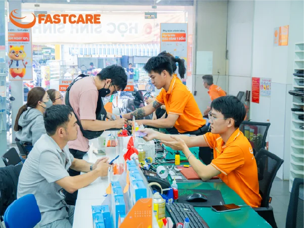 Thao tác sửa máy chuyên nghiệp