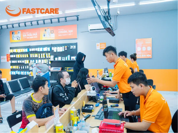 Quy trình thay màn hình iPhone 16 Pro Max loại UTECK Pro+ tại FASTCARE