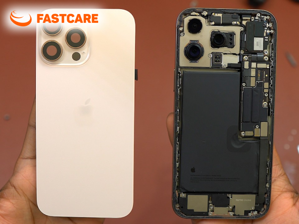 Kỹ thuật viên thay vỏ iPhone 16 Pro Max 4G loại XFIX