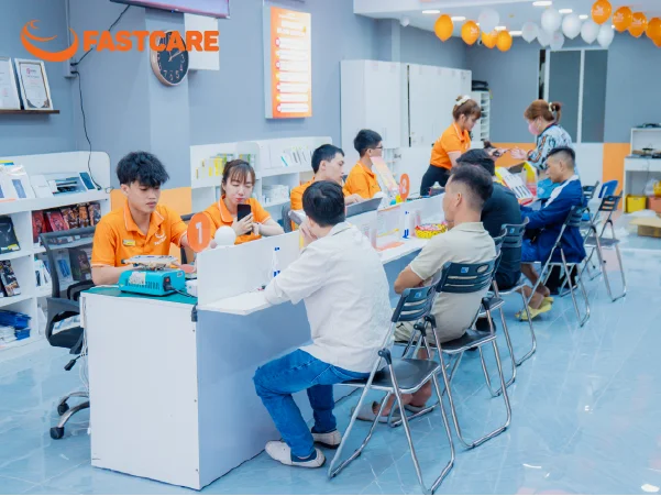 Quy trình thay kính lưng iPhone XS XFIX tại FASTCARE