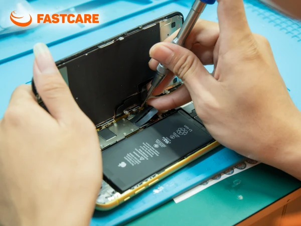 Quy trình Thay màn hình loại UTECK cho iPhone 11