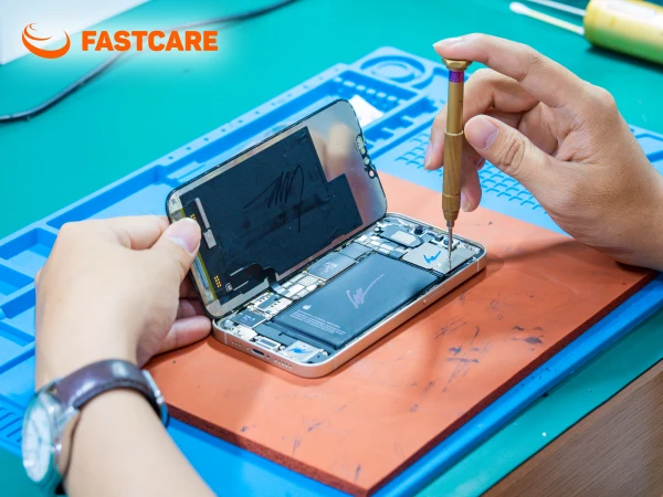 Quy trình thay pin Deji tại FASTCARE