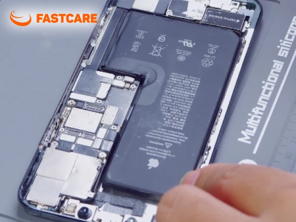 Quy trình thay pin iPhone 11 Pro Max Pisen dung lượng cao