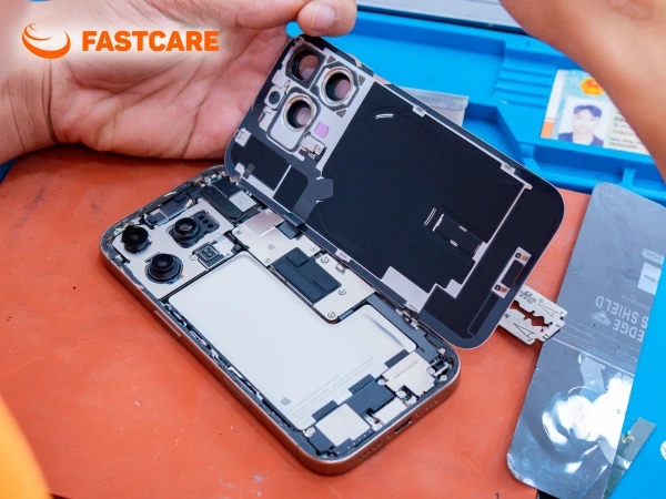 Quy trình thay vỏ iPhone 13 Pro