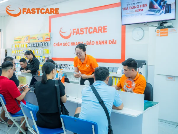 Dịch vụ thay kính lưng iPhone Xs Max tại FASTCARE