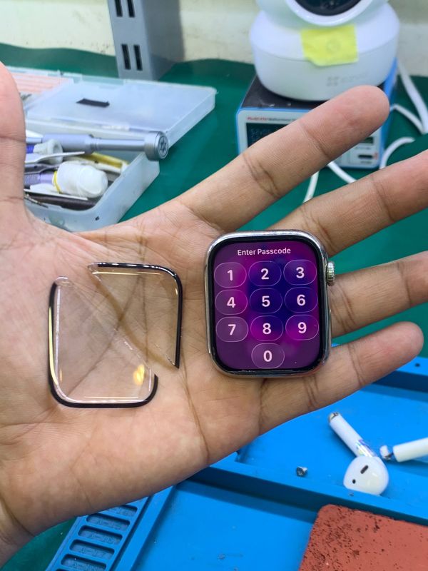 thay-man-hinh-apple-watch-fastcare-21.jpg