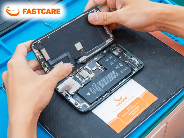 Thay màn hình iPhone 15 loại UTECK ở đâu uy tín