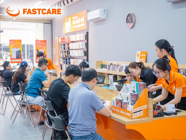 Thay màn hình iPhone 15 ở đâu uy tín
