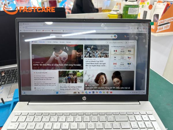 thay-man-hinh-laptop-hp-2026-2.jpg