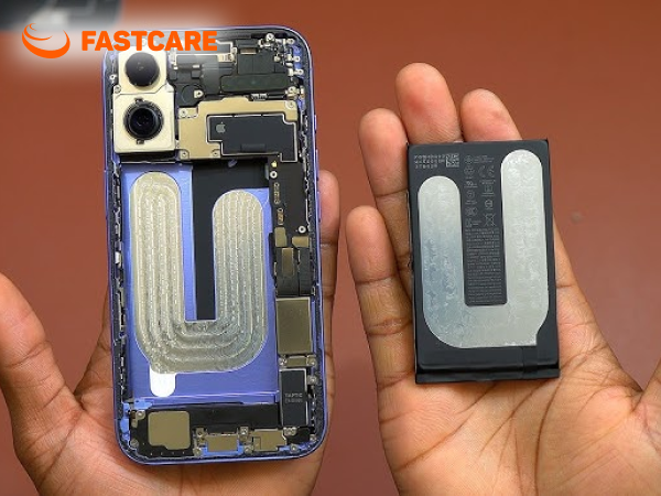 Quy trình thay pin iPhone 16 Plus lấy ngay tại FASTCARE