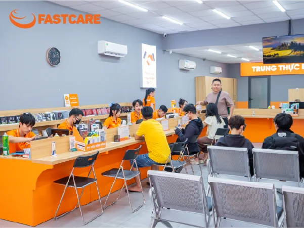 Vì sao nên thay pin iPhone X tại FASTCARE