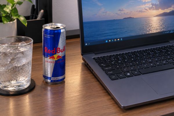 nguyen-nhan-lam-ban-phim-laptop-b-hu-hong01.jpg