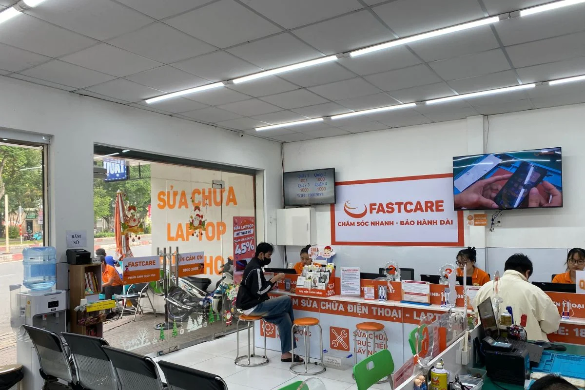 cua-hang-fastcare-cham-soc-nhanh-bao-hanh-dai.webp