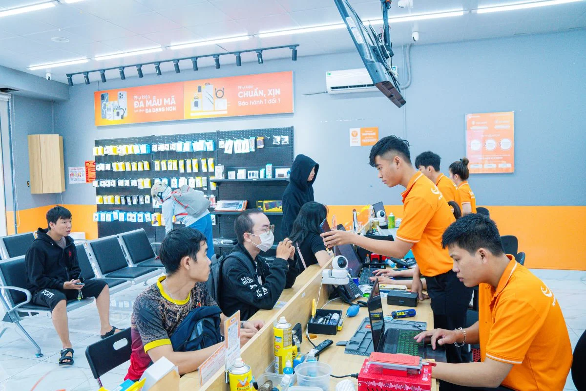 cua-hang-sua-chua-dien-thoai-laptop-uy-tin-fastcare-1112.webp