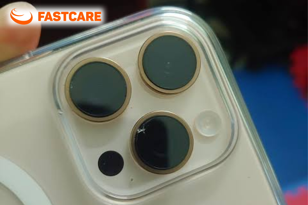 Minh họa quan sát iPhone hở kính camera sau khi rơi