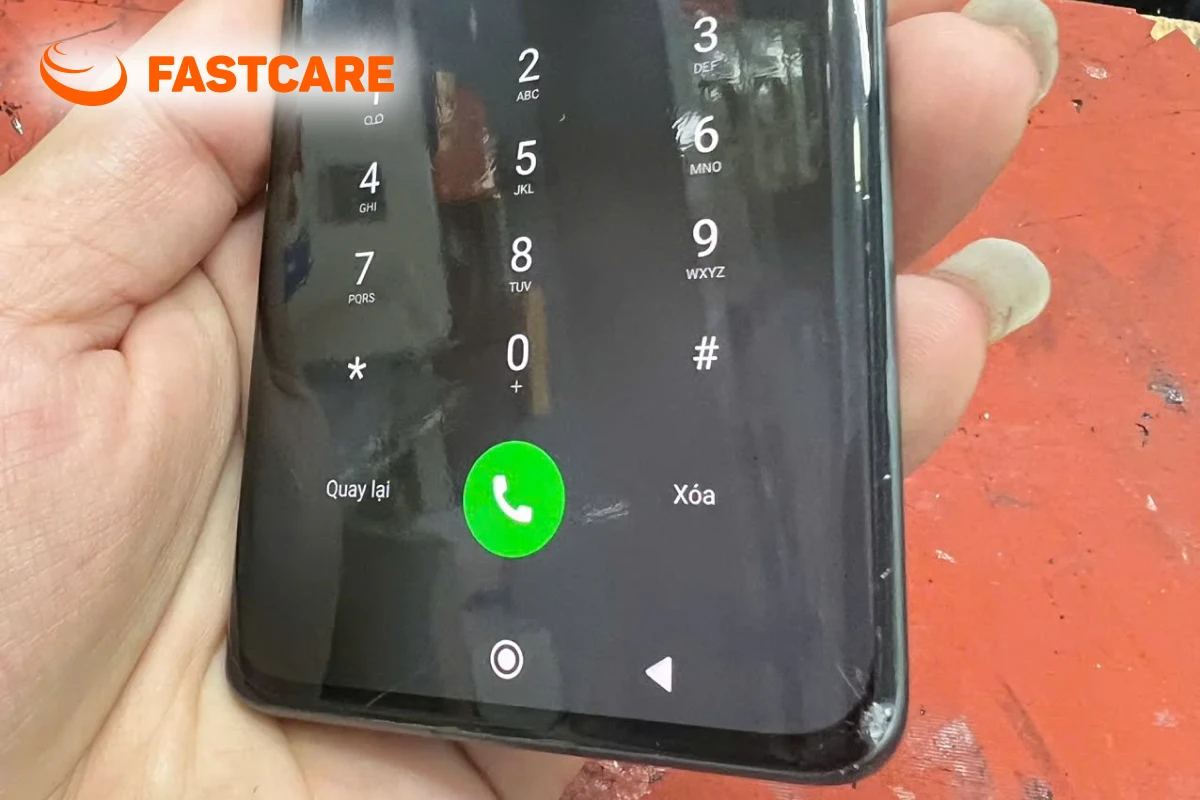 Thao tác thay mặt kính trước điện thoại Xiaomi